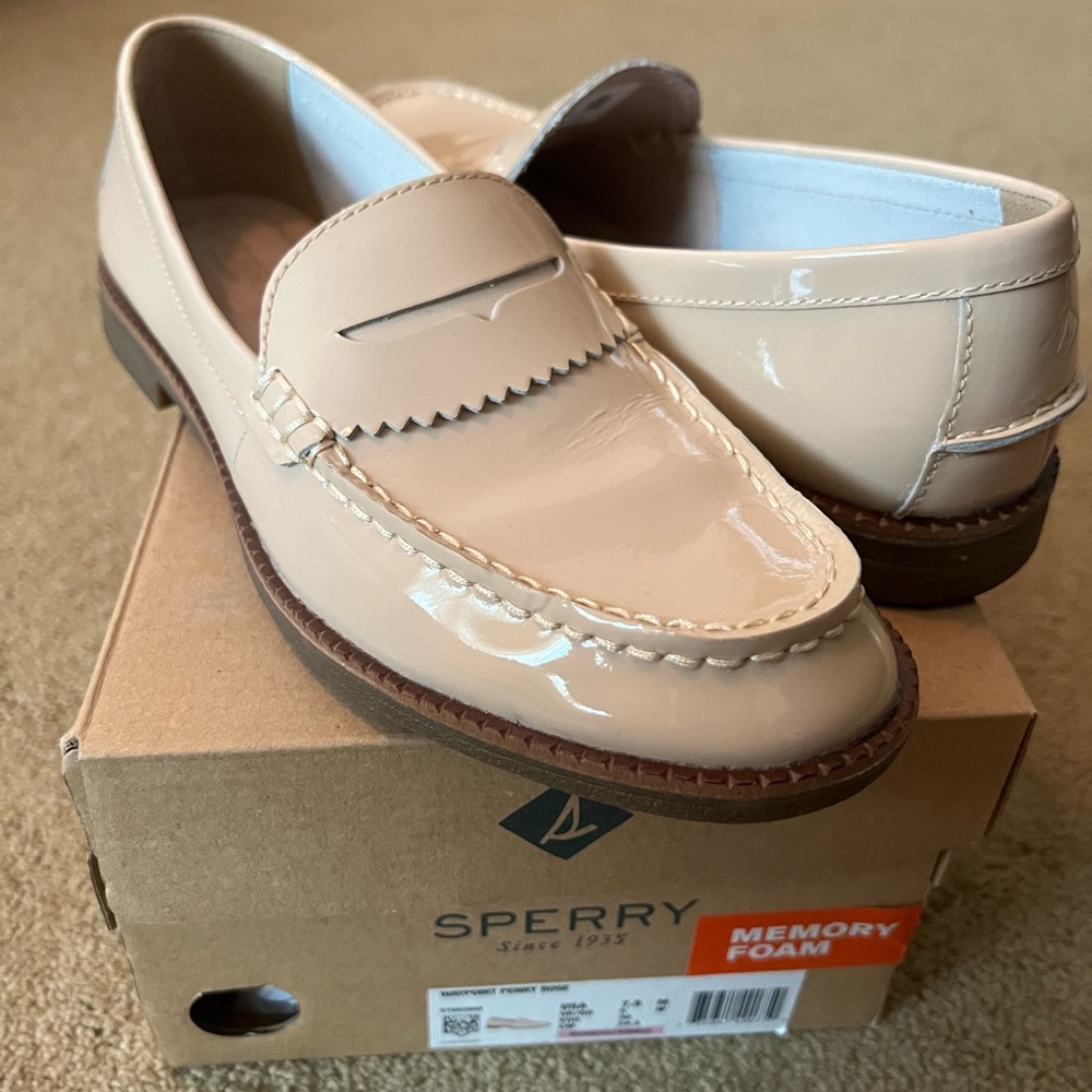 Sperry Loafers - Blush Pink/Patent Leather Size 7.5